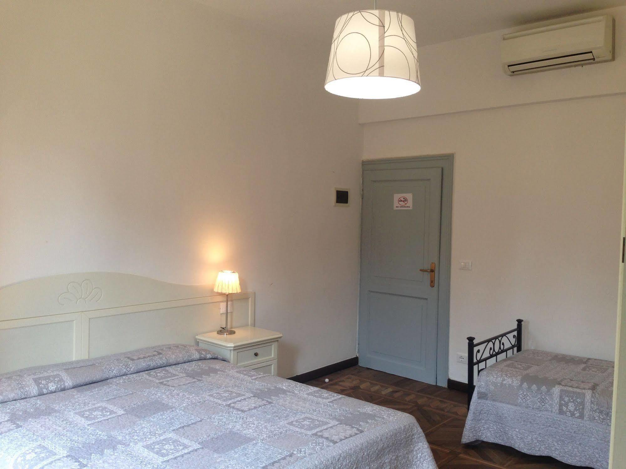 Guest House Loredana Veneza Exterior foto