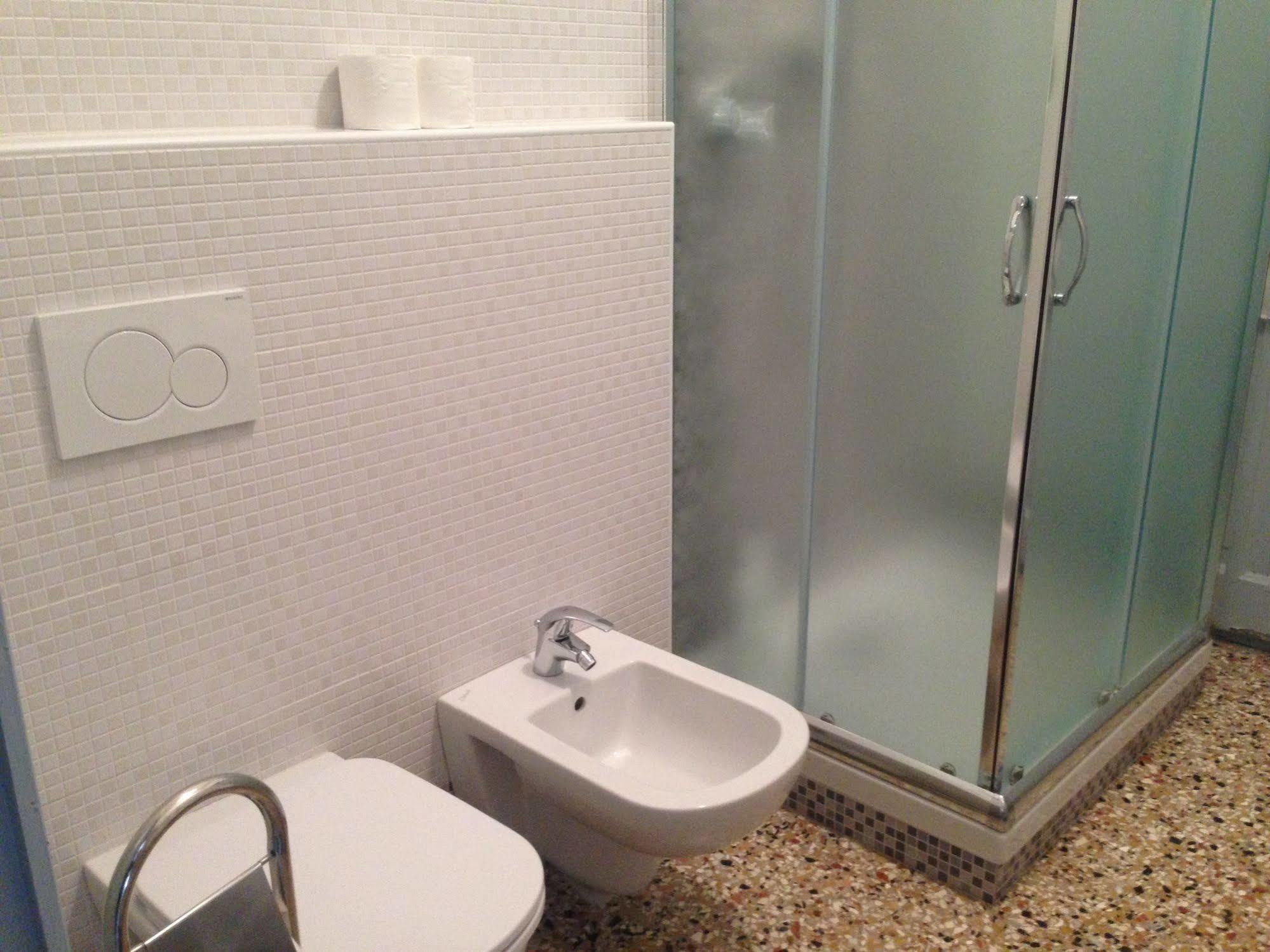 Guest House Loredana Veneza Exterior foto